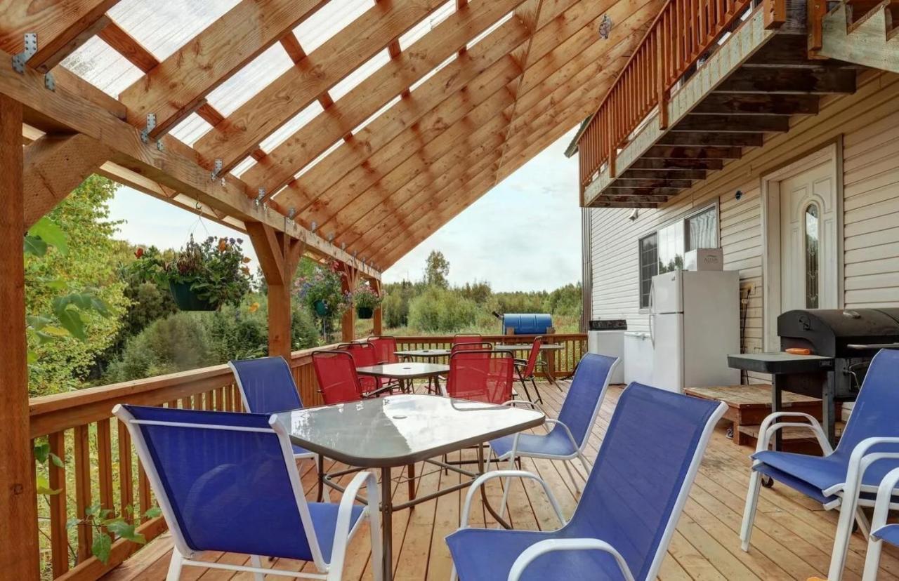 Falcon'S Nest Bed And Breakfast 塔尔基特纳 外观 照片